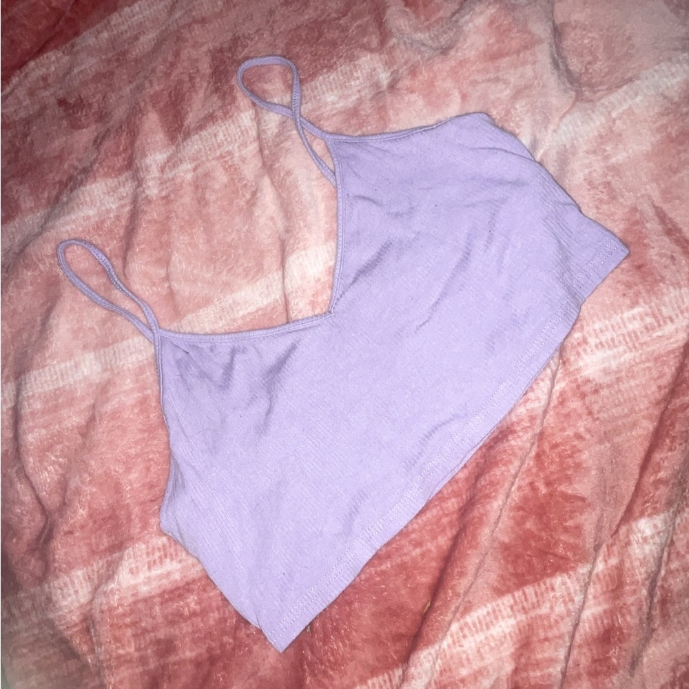 Light purple, V-neck cropped tank top